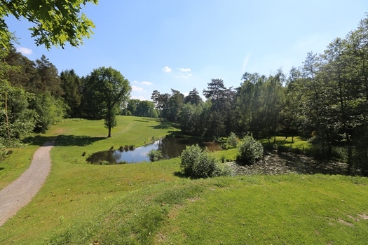 Book a tee time at 